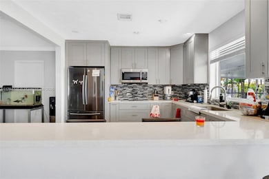 1360 W 4th Ln, Hialeah, FL 33010 - photo 5