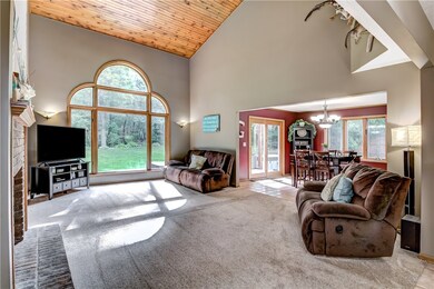 2903 Bobbie St, Eau Claire, WI 54703 - photo 3