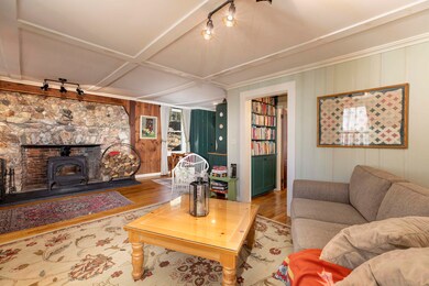 13 Harvey Rd, North Sutton, NH 03260 - photo 4