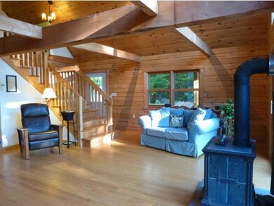 661 Mount Hunger Rd, Henniker, NH 03242 - photo 6