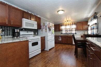 1020 N 10th St, Mattoon, IL 61938 - photo 2