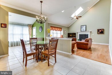 42527 Lewiston Dr, Chantilly, VA 20152 - photo 6