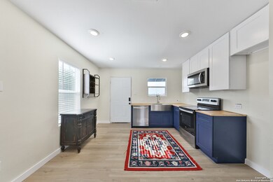 315 W Norwood Ct unit 1, San Antonio, TX 78212 - photo 6