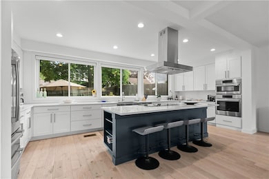 27 Weatherly Ave, Newport, RI 02840 - photo 3