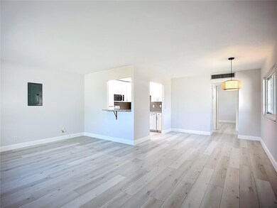 1811 Bedford Ln unit G166, Sun City Center, FL 33573 - photo 6