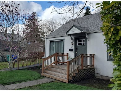 21 NE 5th St, Gresham, OR 97030 - photo 2