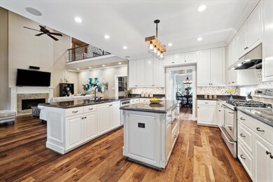 710 W 39th St, Houston, TX 77018 - photo 7