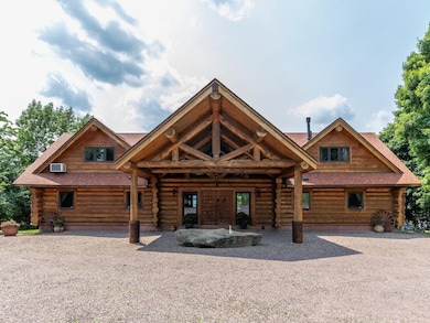 Welcome to Crystal Cove Ranch!