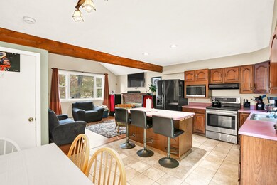 15 Sidney St, Rochester, NH 03867 - photo 2