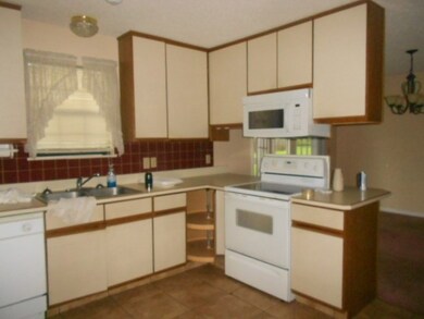 7441 Bowens Mill Rd unit 1, Douglas, GA 31533 - photo 2