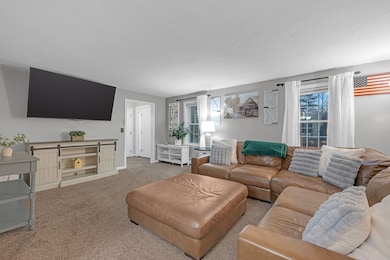 73 Brintnal Dr, Rutland, MA 01543 - photo 7