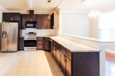 911 Spring Valley Plaza, Richardson, TX 75080 - photo 3