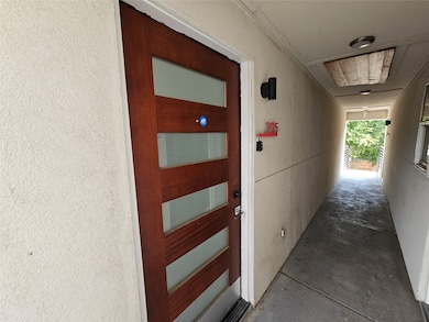 4806 Virginia Ave unit 205, Dallas, TX 75204 - photo 2