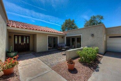 002_Front Entry