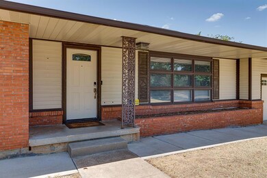 501 Hurstview Dr, Hurst, TX 76053 - photo 6