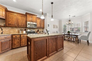 Kitchen/Dining areas - Open space for kitchen and 