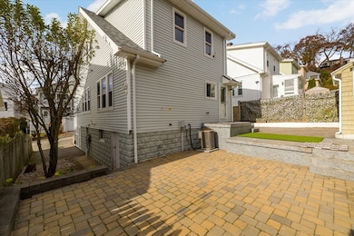 17 Raymond St, Medford, MA 02155 - photo 7