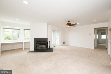 2217 Lowells Glen Rd unit I, Parkville, MD 21234 - photo 7