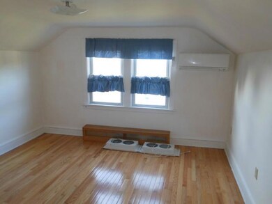 210 N Broadway unit 2nd floor, Wind Gap, PA 18091 - photo 7
