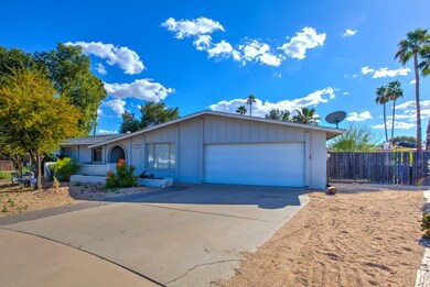 2329 W Isabella Ave-3