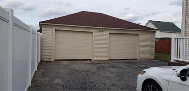 50 Charpentier Ave unit 1, Pawtucket, RI 02861 - photo 2