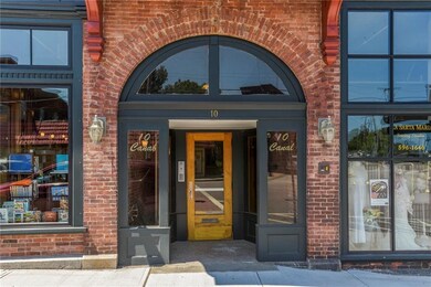 Private Entrance!