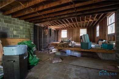 4406 Naomi Dr, Toledo, OH 43623 - photo 4