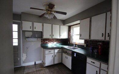 94 Mayfair Blvd, Columbus, OH 43213 - photo 7