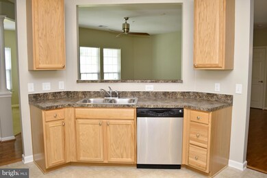 7559 Stoney Run Dr unit 102, Hanover, MD 21076 - photo 4