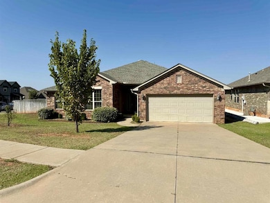 605 Carolyn Ridge Rd, Norman, OK 73071 - photo 3