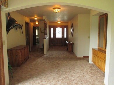 301 Morris Ln, Grants Pass, OR 97527 - photo 4