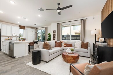 2088 N Autumnglo Dr, Fresno, CA 93727 - photo 3