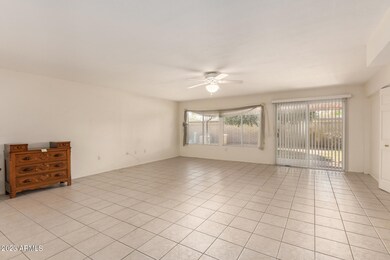 10905 W Cameo Dr, Sun City, AZ 85351 - photo 2