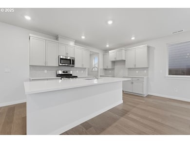 18935 SW Eureka Ln, Beaverton, OR 97007 - photo 2