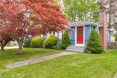 51 Winslow St, Riverside, RI 02915 - photo 5