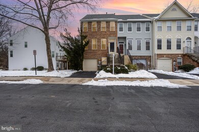 9136 Carriage House Ln, Columbia, MD 21045 - photo 3