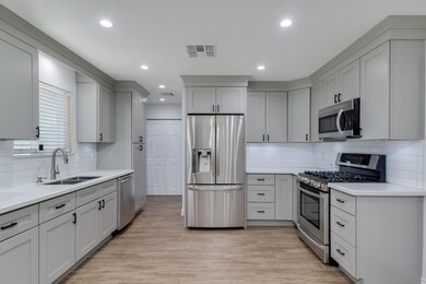 4059 W Mission Ln, Phoenix, AZ 85051 - photo 3