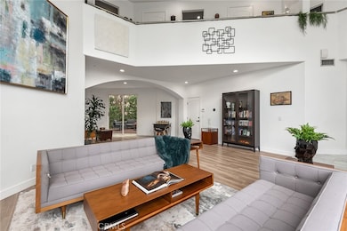 21645 Medina Estates Dr, Woodland Hills, CA 91364 - photo 5