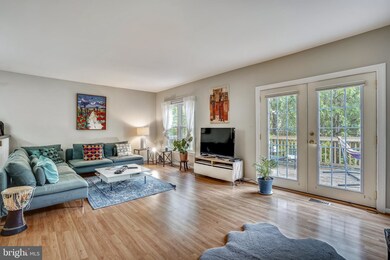 7713 Gromwell Ct, Springfield, VA 22152 - photo 4