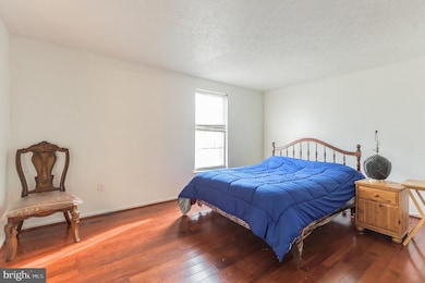 53 Yew Rd, Essex, MD 21221 - photo 7