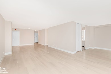 Whitehall unit 5S, Bronx, NY 10463 - photo 5