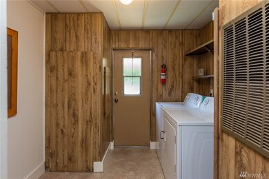 9534 SW Gorsuch Rd, Vashon, WA 98070 - photo 4