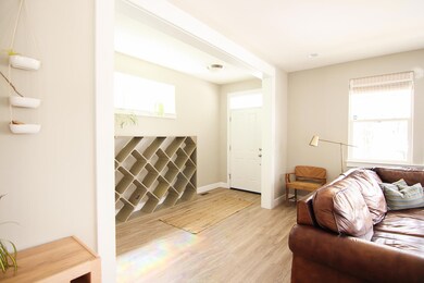 686 NE Isabella Ln, Bend, OR 97701 - photo 4