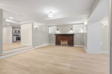 unlisted-address, Chicago, IL 60640 - photo 4