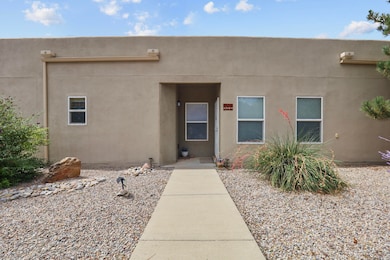4340 B Santo Domingo St, Santa Fe, NM 87507 - photo 5