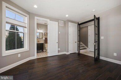 500 Riversail Ln unit 438, Oxon Hill, MD 20745 - photo 7