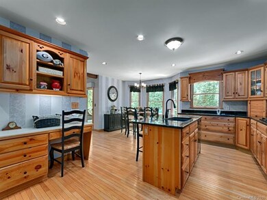Great space to prepare food in!