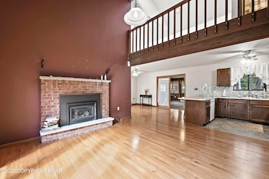 1117 Belaire Dr, East Stroudsburg, PA 18301 - photo 4