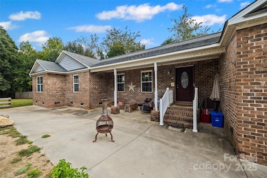 1845 State Road S-46-149, Clover, SC 29710 - photo 2
