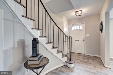 8433 Penshurst Dr unit 599, Springfield, VA 22152 - photo 4